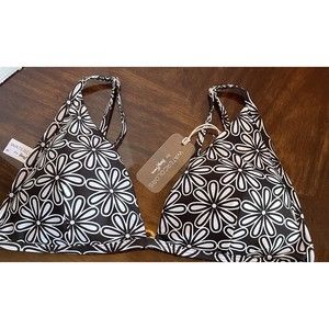 Black & White Daisy Beach core, Bikini Top Women’s L Triangle by Kenny Waters